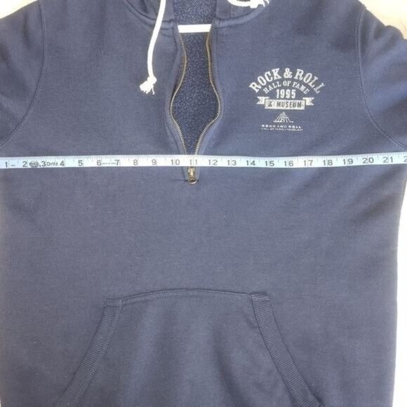 ROCK N ROLL HALL OF FAME 1/2 zip pullover hoodie Adult small preowned - Picture 7 of 10